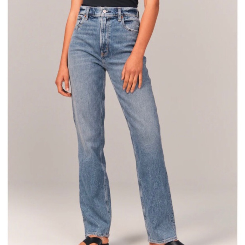 Abercrombie & Fitch 90s Ultra High Rise Straight Jeans